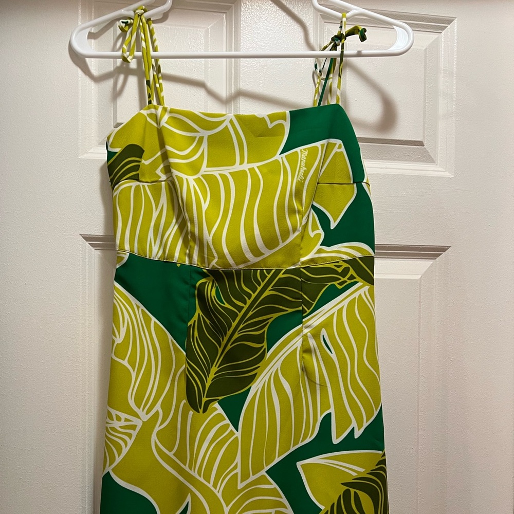 BNWT Manuhealii Kaliko Dress